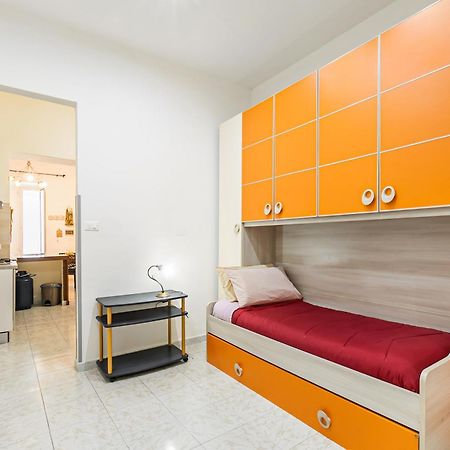 Corso Dei Mille Railway Apartment Palermo Buitenkant foto